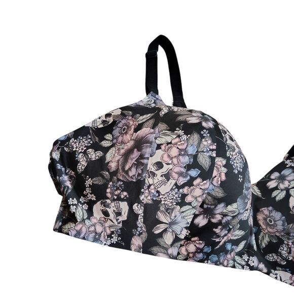 Torrid Dream Other - Torrid Dream Wire Free 42D Lightly Lined Skull Dark Floral Bra Pastel Whimsigoth